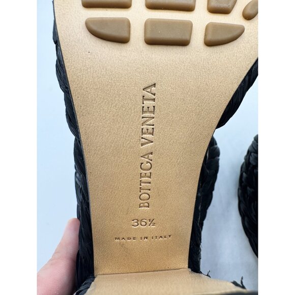 Bottega Veneta Trinity Canalazzo Woven Platform Sandals in Black - Picture 9 of 12